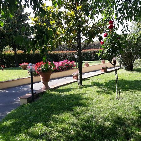 Villa Monica Pistoia Kültér fotó